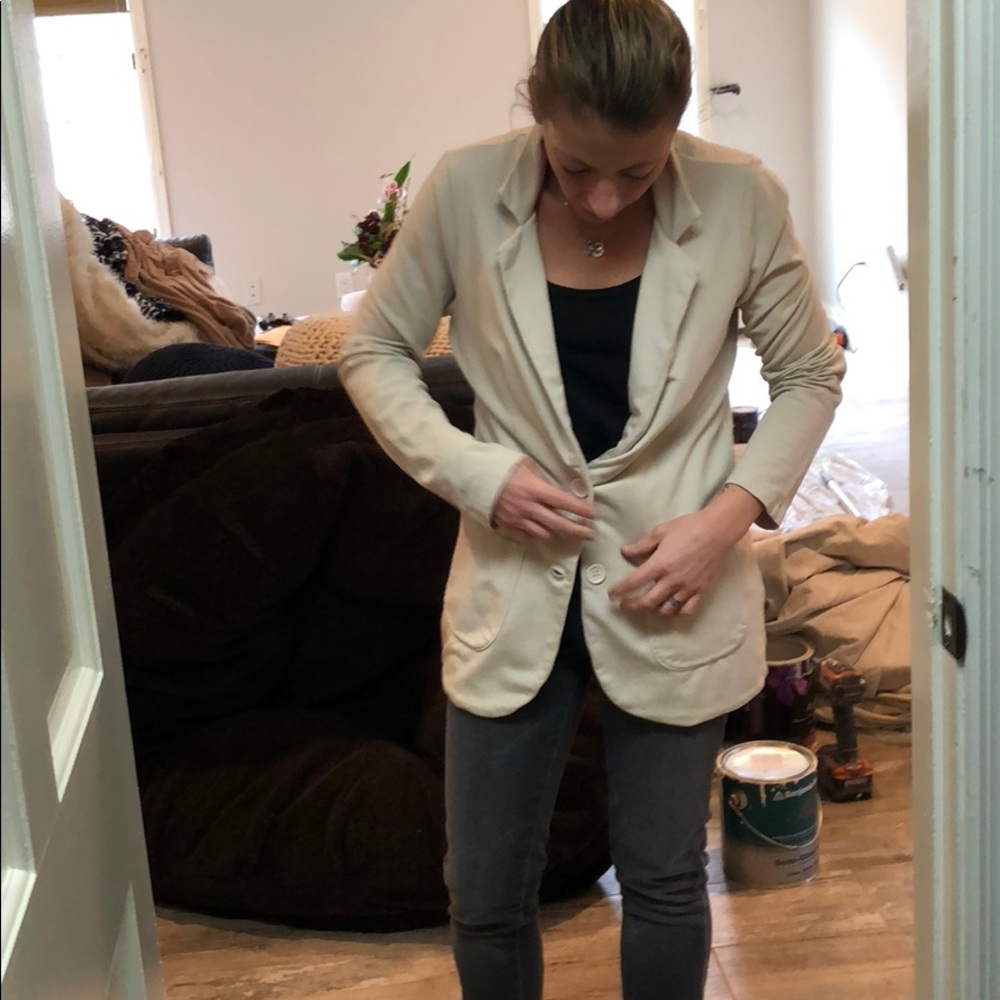 BRABD NEW just tried onGEORGE LOVES cardigan beige